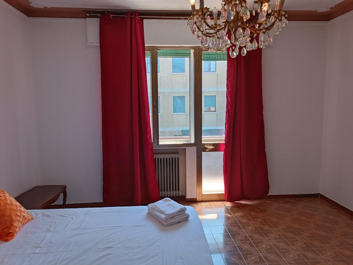 Locazione Turistica Bed & Breakfast Tessera Ngoại thất bức ảnh