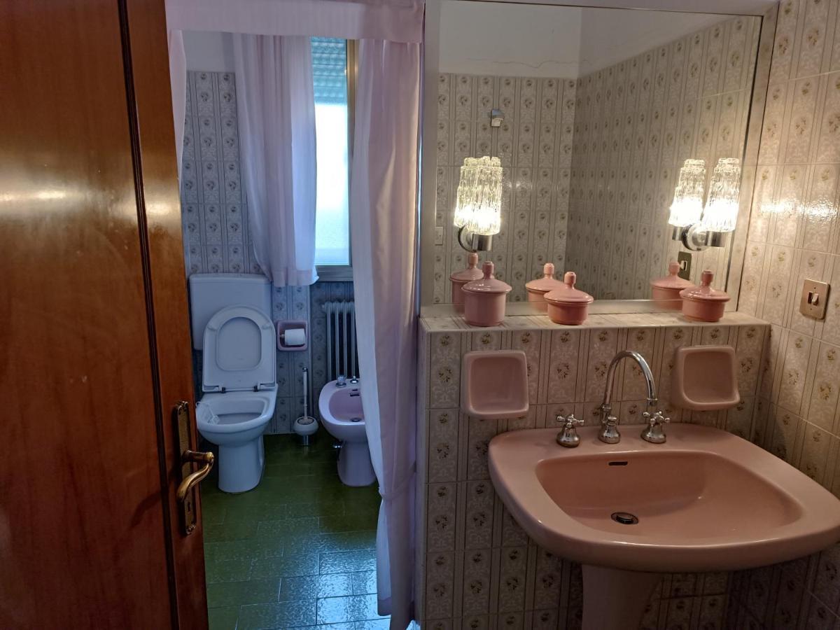 Locazione Turistica Bed & Breakfast Tessera Phòng bức ảnh